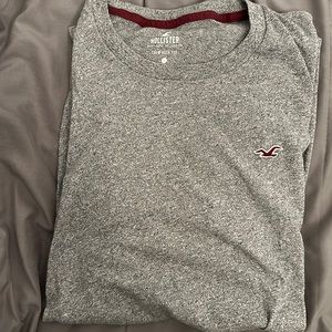 Men| Hollister T-shirt